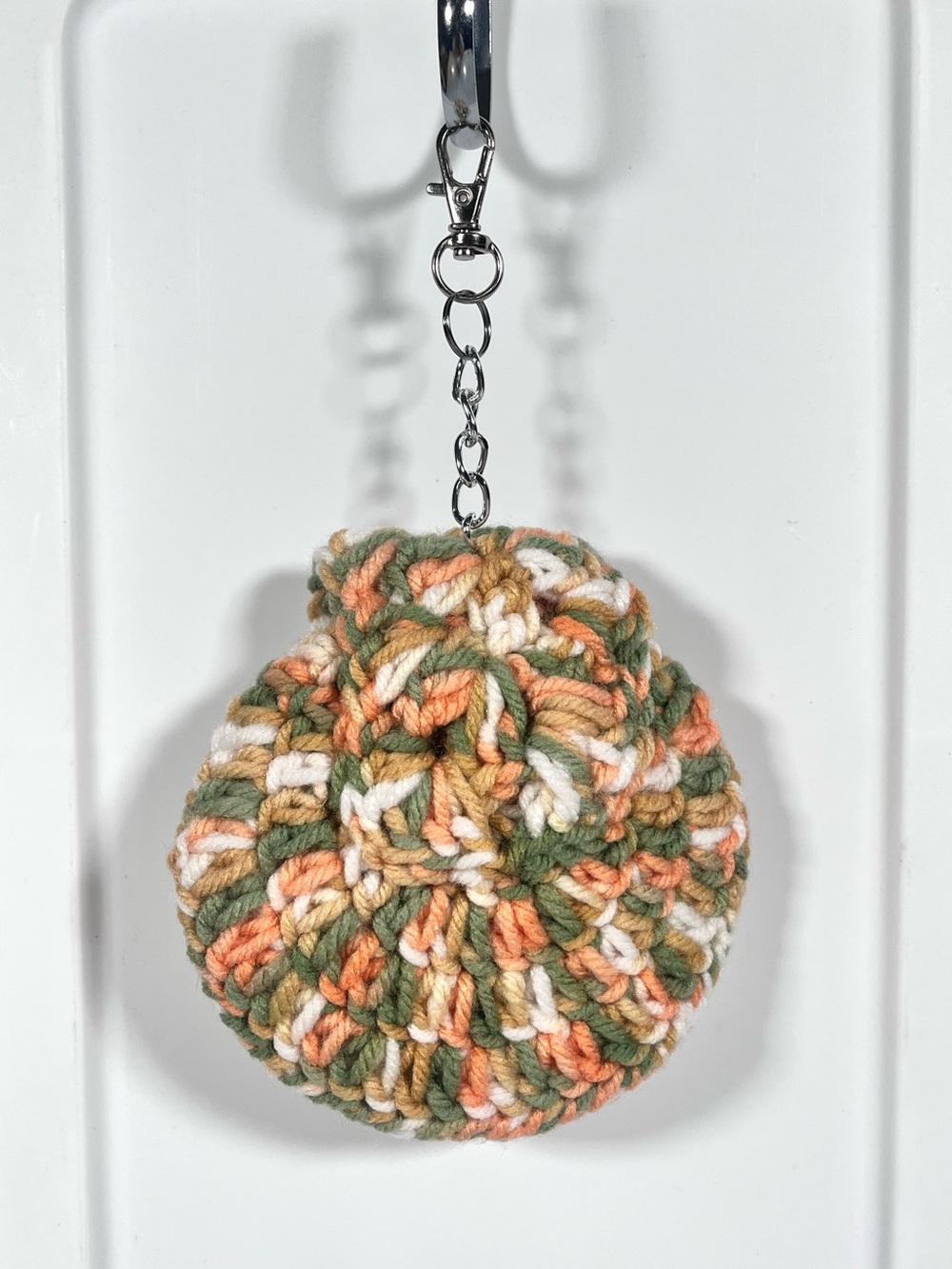 Crochet Round Coin Pouch Keychain Bag Charm - Picture 4 of 8